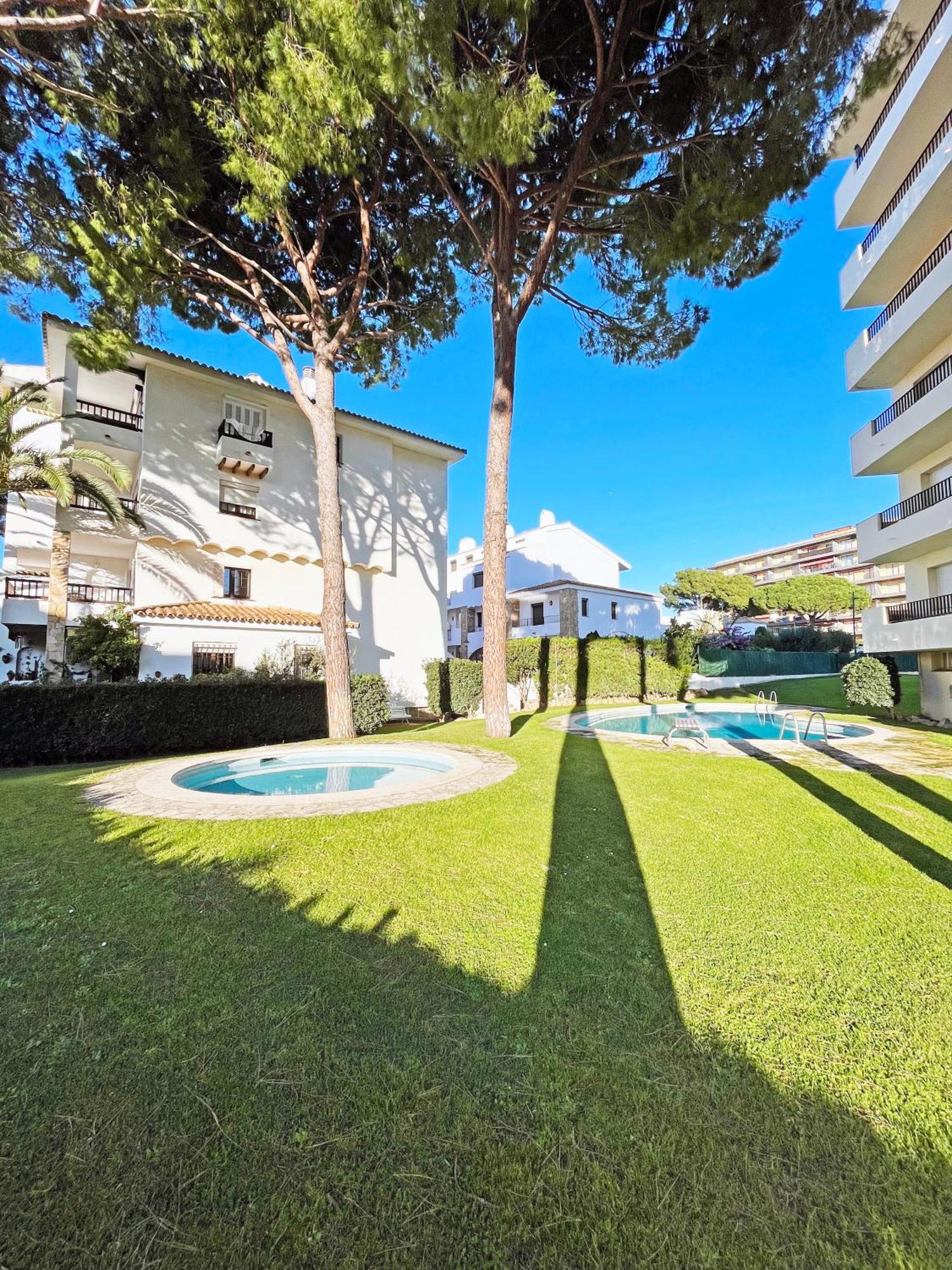 Apartamento En La Escala Con Piscina Y Parking L' Escala المظهر الخارجي الصورة